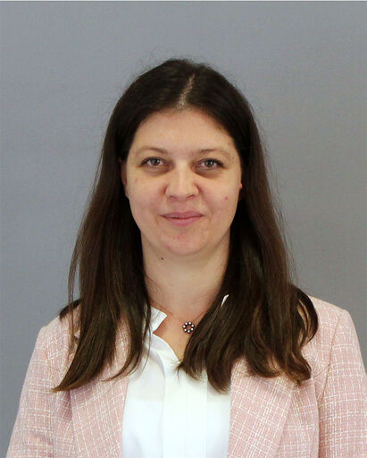 Esra YILDIRIM SERVİ